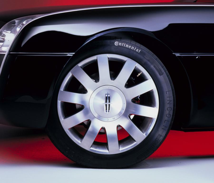  Lincoln MK9 Concept 2001 года  (фото 53 из 82)